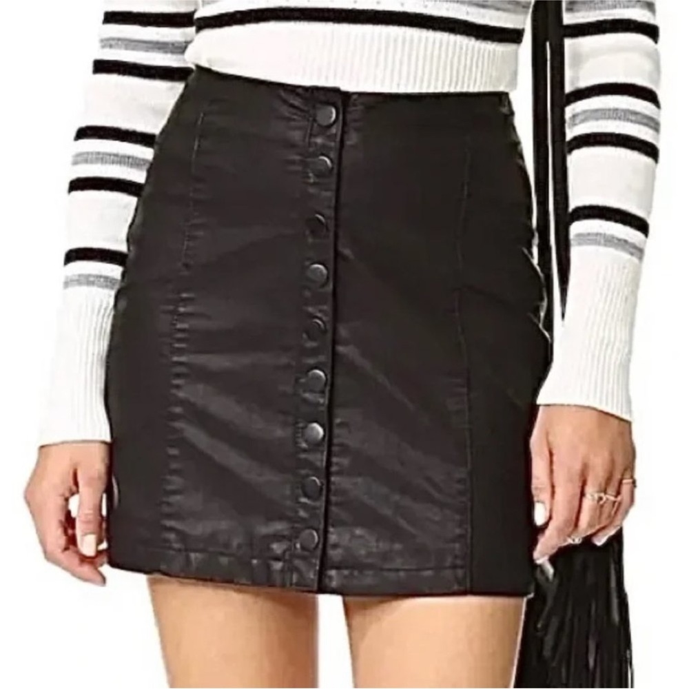 Free People vegan black mini skirt snap front size 0